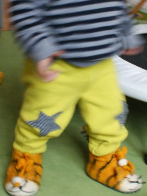 DIY Hose aus Pullover