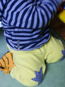 DIY Hose aus Pullover