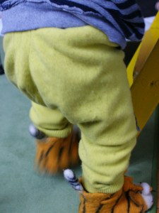 DIY Hose aus Pullover