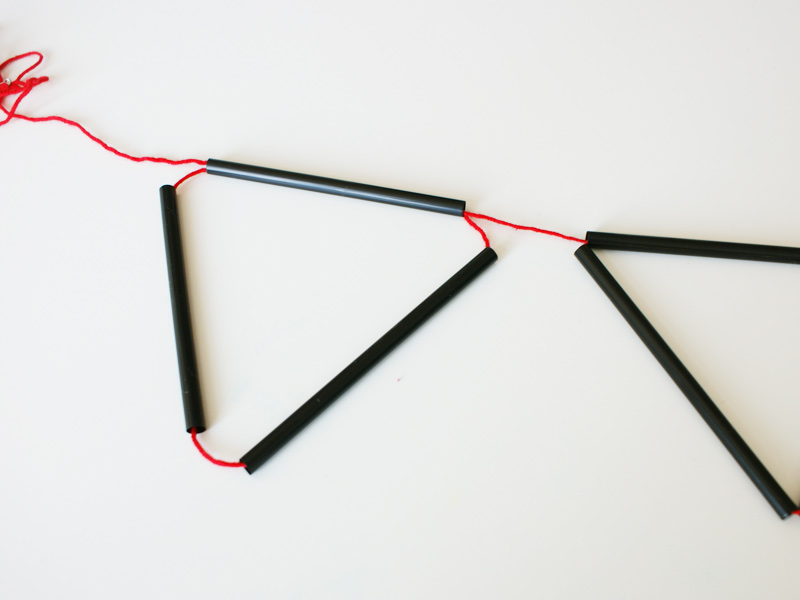 Strohhalmwimpelkette