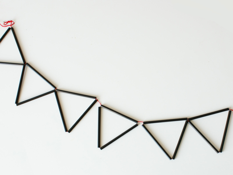 Strohhalmwimpelkette