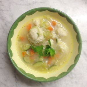 Griesskloesschensuppe