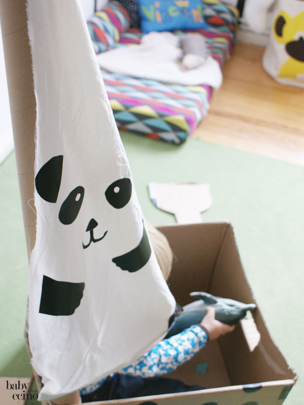 Upcycling-pappboot-panda-9