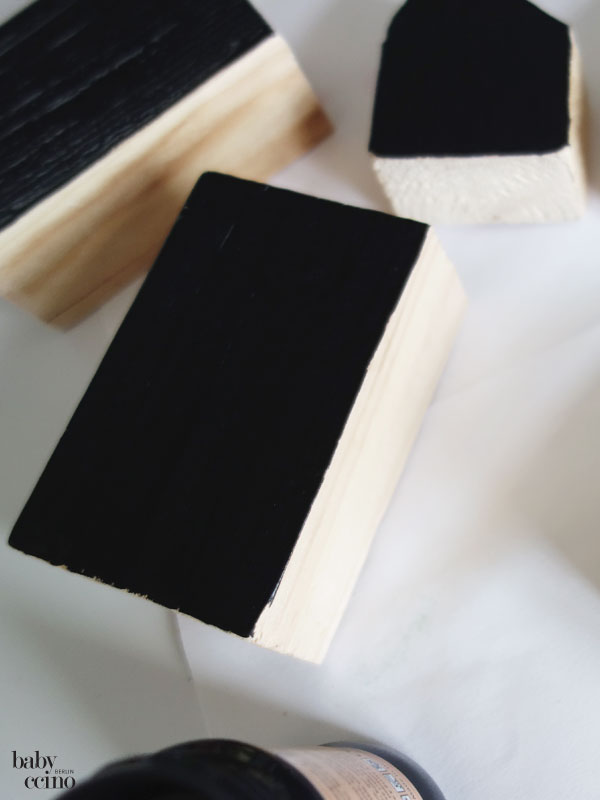DIY-HolzHaeuschen-Tafelfarbe-6