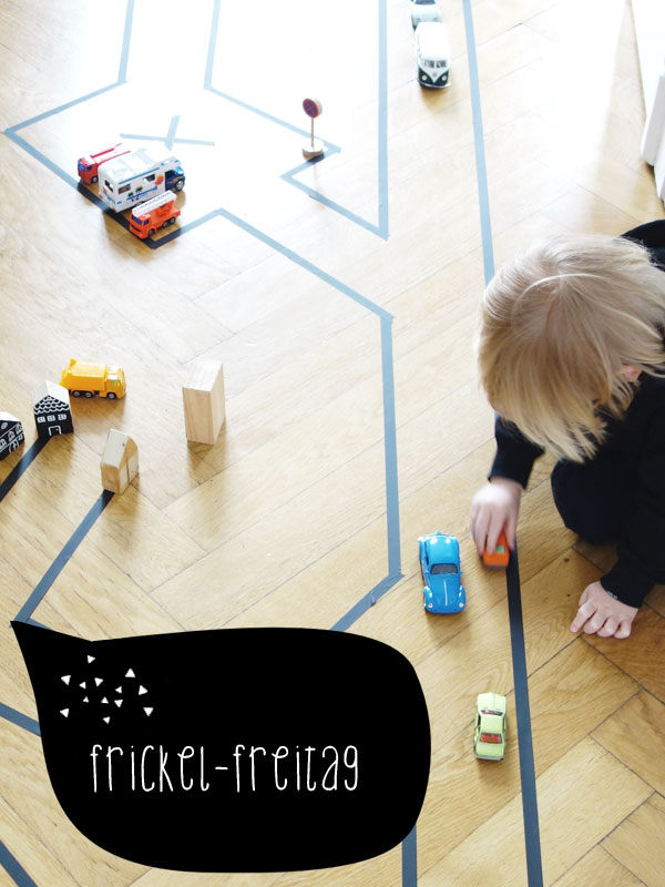 DIY-Strassenteppich-autospielstrasse-maskingtape-TB