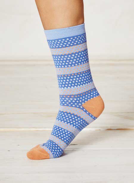 hembury-delft-blue-dot-bamboo-socks-close-2_1_1