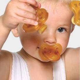 natur-kautschuk-schnuller-hevea56dad287b50cd