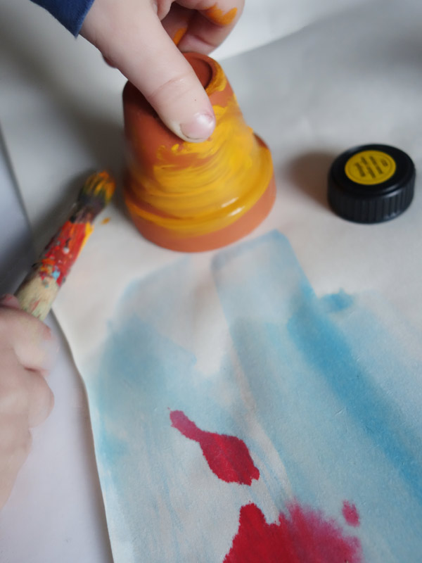 DIY Pinsel Upcycling – kleine Mitbringsel mit Kindern bemalen